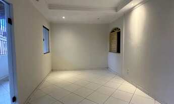 Imagem 2: Apartamento à venda - 3 quartos - 2 suítes 1° andar escadas