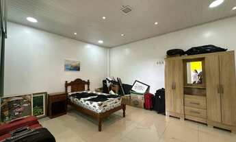 Imagem 4: Residencial Ponta Negra 1 Casa Duplex Espaçosa 6 Suites Suíte master com hidro e varanda