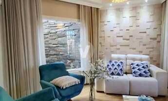 Imagem 3: Casa ampla com 3 dormitórios, pátio e gourmet no Dores