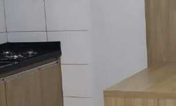 Imagem 4: Kitnet com armários e fogão