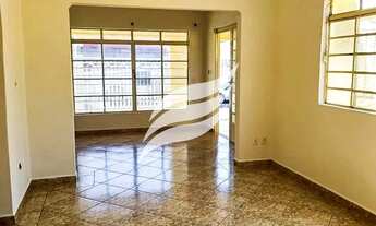 Imagem 6: Casa com 03 quartos à venda no bairro Vila Santa Maria