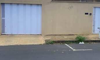 Imagem: Casa no Jardim das Palmeiras 3/4 com portão