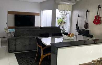 Imagem 2: Vendo ou troco por chácara Casa com piscina