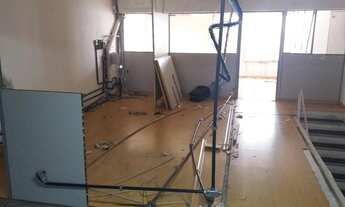 Imagem 6: Sala/Conjunto para aluguel possui 100 metros quadrados em Jardim Lindóia - Porto Alegre