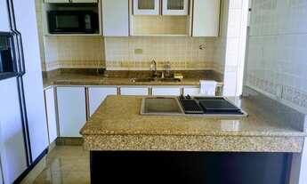 Imagem 7: Apartamento em rua sem saída,local maravilhoso, 79m2 3 dormitórios transformado em dois, p