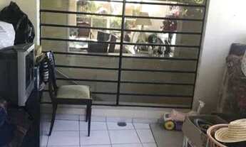 Imagem 3: Sobrado em rua sem saída, com terreno de 368 mts