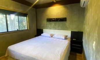 Imagem 4: Casa moderna, estilo apartamento, tudo novo, vista para o verde! Condomínio fechado!