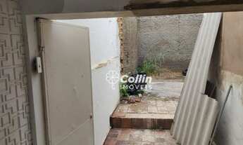 Imagem 3: Casa com 2 dormitórios à venda, 120 m² por R$ 300.000,00 - Centro - Uberaba/MG