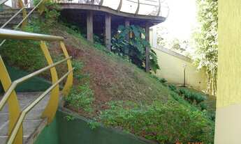 Imagem 6: Complexo comercial no centro com vista para o Dedo de Deus!