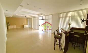 Imagem 2: Fantástico Apartamento de 311 m² no Jardim Oceânico; 1 por andar; 4 quartos com dependênci