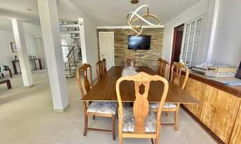 Imagem 7: Sobrado para venda possui 200 metros quadrados com 3 quartos em Boraceia - Bertioga - SP