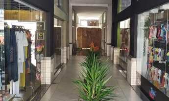 Imagem 3: CENTRO COMERCIAL EM CORRÊAS