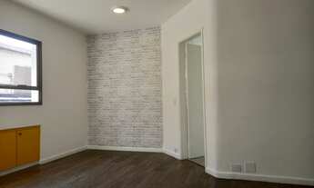 Imagem 6: LINDO APARTAMENTO, TOTALMENTE REFORMADO. 80 M2, Suíte com sacada, 2 vagas, quarto e wc de