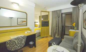 Imagem 5: Flat no pool na Granja Julieta para investimento