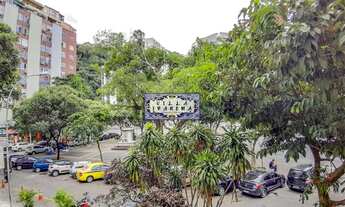 Imagem: COPACABANA DIVISA COM LEME, LINDA VISTA