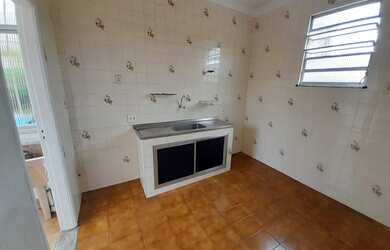 Imagem 5: Imóvel de Frente, 02 Quartos, Varanda etc... na Vila da Penha, Bem Pertinho do Largo do Bi