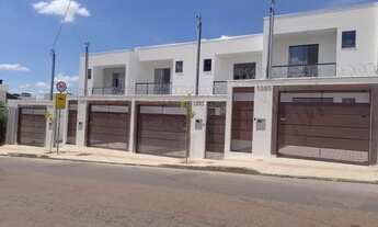 Imagem 6: Casa Geminada para Venda em Contagem, Três Barras, 3 dormitórios, 1 suíte, 1 banheiro, 1 v