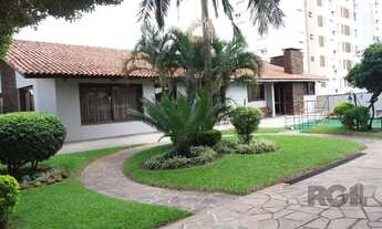 Imagem 3: Apartamento de 2 dormitórios e 1 vaga de garagem em condomínio com infraestrutura de lazer