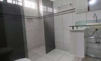 Imagem 2: Casa para aluguel e venda possui 300 metros quadrados com 3 quartos em Aeroporto - Barreto