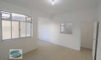 Imagem 2: Apartamento com 3 dormitórios para alugar, 105 m² por R$ 2.500,00/mês - Tijuca - Rio de Ja