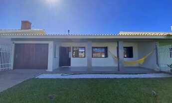 Imagem: Elegance Imóveis Elegante casa térrea