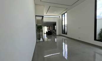 Imagem: Casa térrea nova em condomínio na zona