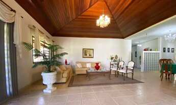 Imagem 3: Casa à Venda no Morada da Praia - Espaçosa com 4 Suítes e 640m²!