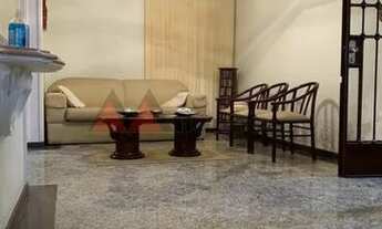 Imagem 3: Casa bem localizada !!