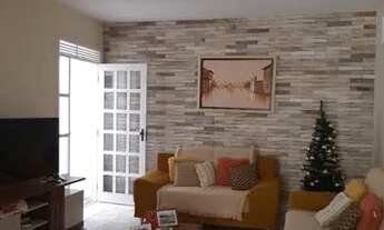 Imagem 5: Casa de 350m, sendo 250m de área construída com piscina