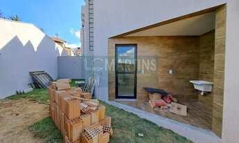 Imagem 3: IMPERDÍVEL! CASA ALTO PADRÃO!