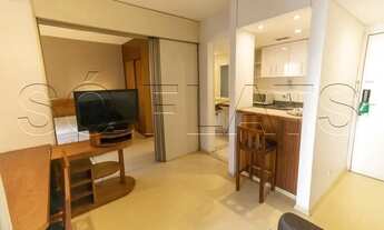 Imagem 2: Flat QI com 25m² contendo 1 dormitório e 1 vaga disponível para locação em Moema