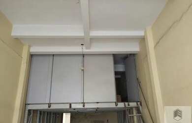 Imagem 2: ótimo salão comercial de 80,00m2 na Rua Coronel Diogo , com portão automático