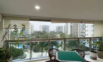 Imagem 6: Apartamento no Santa Mônica jardins para aluguel com 260 metros quadrados com 4 suítes