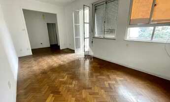 Imagem: Excelente Apto de 3Qtos em prédio clássico