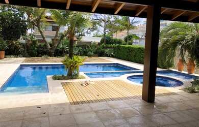 Imagem 4: Casa para aluguel possui 700 metros quadrados com 4 quartos