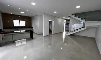 Imagem 4: Casa Duplex Morada dos Passaros Espetacular com 4 suítes, sendo 1 master com closet e hidr