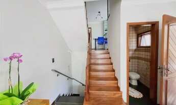 Imagem 3: Sobrado com segurança 24 horas