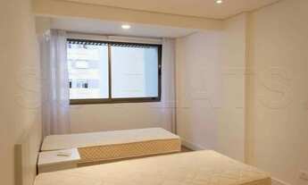 Imagem 5: Residencial Pamplona, a duas quadras da Av. Paulista, portaria blindada e adaptada para de