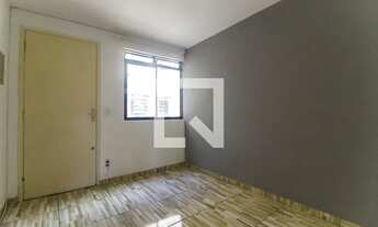 Imagem 3: Apartamento para Aluguel - Conjunto Residencial Jose Bonifacio, 2 Quartos, 48 m2