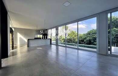 Imagem 4: Casa de condomínio para venda possui 436 metros quadrados com 4 quartos