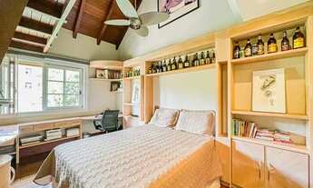 Imagem 6: Casa com 4 Dormitorio(s) localizado(a) no bairro Chácara das Pedras em Porto Alegre / Re