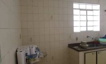 Imagem 7: Abrigo para 2 carros, sala, cozinha, banheiro social, 2 dormitórios, lavanderia coberta, q