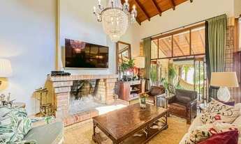 Imagem 2: Casa com 4 Dormitorio(s) localizado(a) no bairro Chácara das Pedras em Porto Alegre / Re