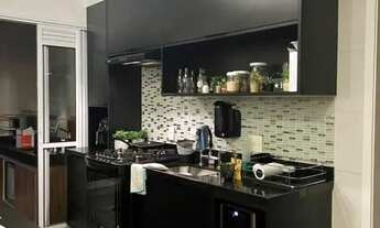 Imagem 7: Apartamento bem localizado, todo mobiliado com duas suites, 3 banheiros e muito bom gosto!