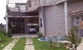 Imagem 2: Casa com 4 quarto(s) no bairro Santa Marta em Cuiabá - MT