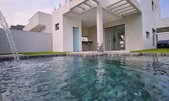 Imagem 5: Casa Duplex no Quinta das Marinas com 3 suítes sendo uma com closet área gourmet, churras