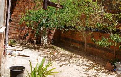 Imagem 3: Vende-se casa na zona leste