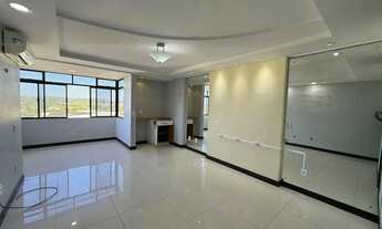 Imagem 3: Vende-se amplo apartamento com 264 m², quatro suítes, em Candelária