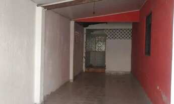 Imagem 3: Casa pronta em Fernão Velho, 320 m2, 3 Q, 2 WC, 2 Salas. 1 dispensa. 1 cozinha ENORME