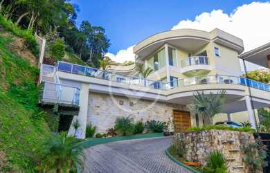 Imagem: Casa à venda em Teresópolis a dois minutos